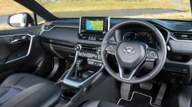 Салон Toyota RAV4